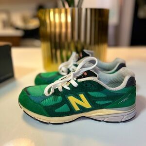 Big Kids New Balance 990 Uinisex Green